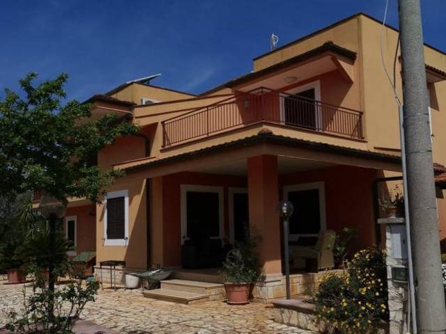 Villa singola in vendita a Ceglie Messapica
