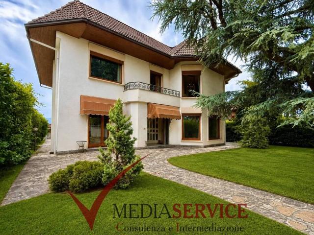 Villa singola in vendita a Cervasca