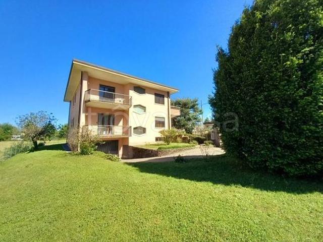 Villa singola in vendita a Cermenate