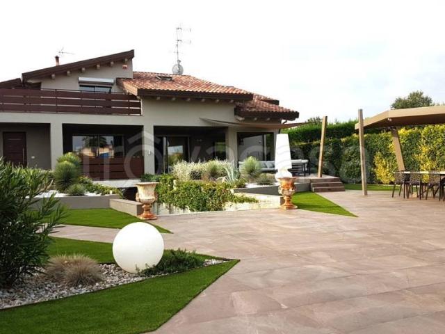 Villa singola in vendita a Cesenatico, Cannucceto