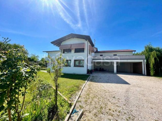 Villa singola in vendita a Cesena, Azzano Decimo