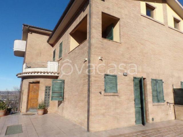 Villa singola in vendita a Chiaravalle via Grancetta