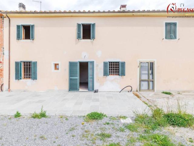 Villa singola in vendita a Chiesina Uzzanese via Livornese