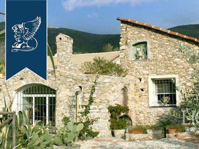 Villa singola in vendita a Cisano sul Neva