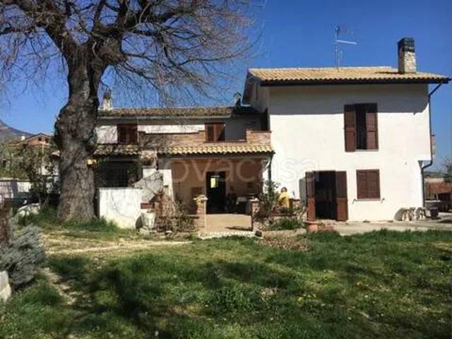 Villa singola in vendita a Civitella Casanova via Da Nominare No Number