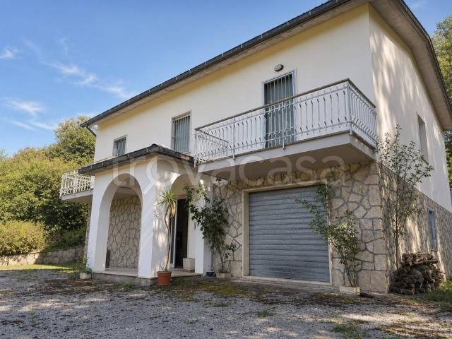 Villa singola in vendita a Comunanza