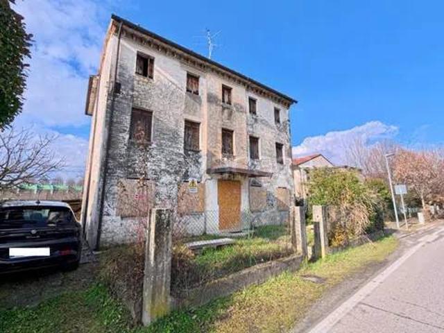 Villa singola in vendita a Conegliano via Silvio Pellico
