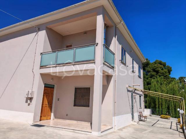 Villa singola in vendita a Collecorvino