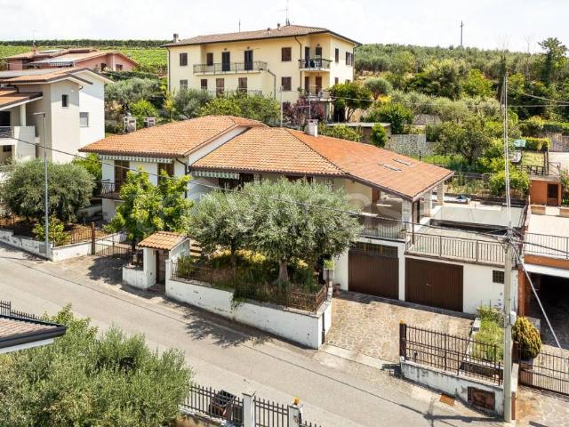 Villa singola in vendita a Colognola ai Colli via Colli Euganei, 8