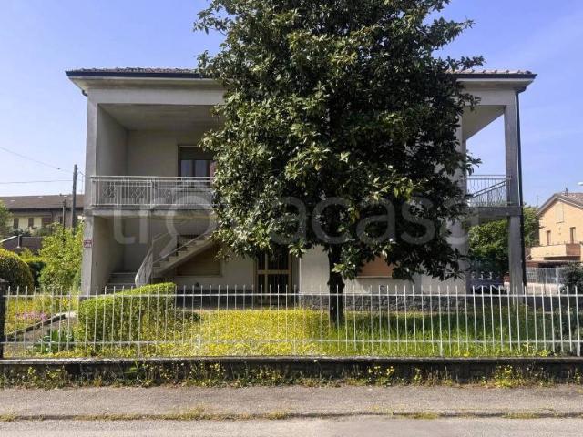 Villa singola in vendita a Colorno via Serraglio