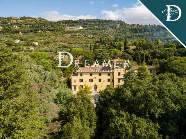 Villa singola in vendita a Cortona via Italo Scotoni