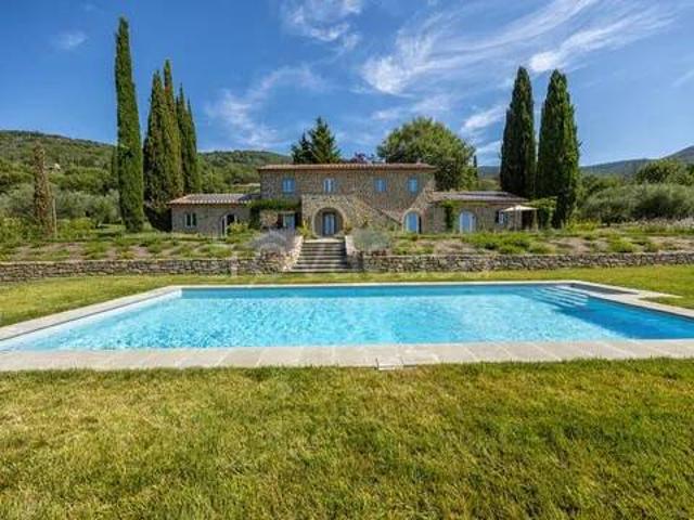 Villa singola in vendita a Cortona