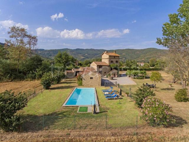 Villa singola in vendita a Cortona