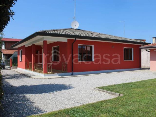 Villa singola in vendita a Cordenons via Bellasio, 61