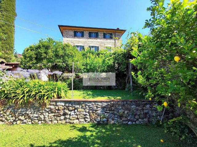 Villa singola in vendita a Corsanico, Massarosa