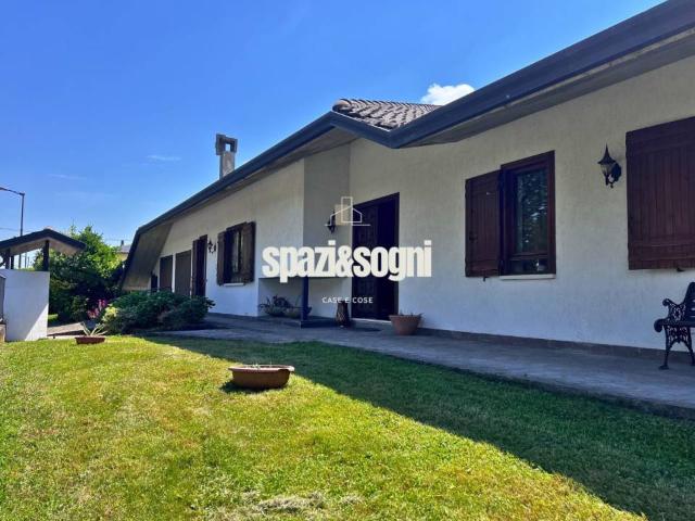 Villa singola in vendita a Costabissara