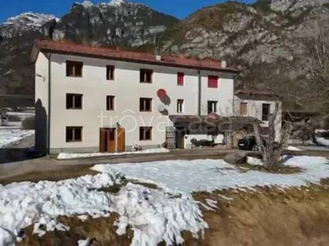 Villa singola in vendita a Claut via Pinedo
