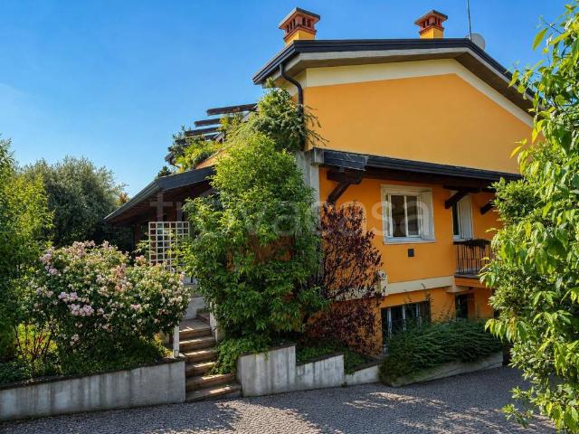 Villa singola in vendita a Desenzano del Garda, Desenzano del Garda