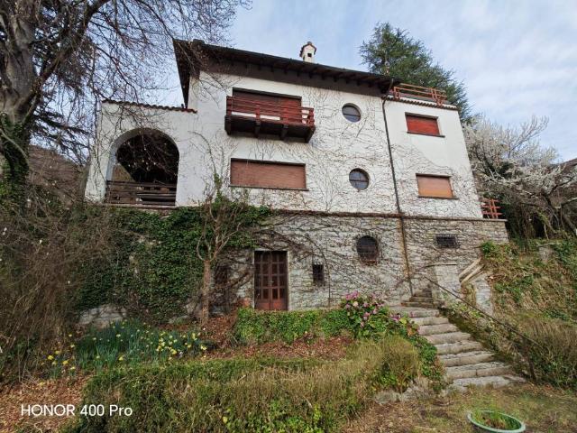 Villa singola in vendita a Dizzasco via San Pietro