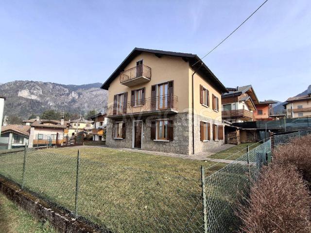 Villa singola in vendita a Dorga, Castione della Presolana