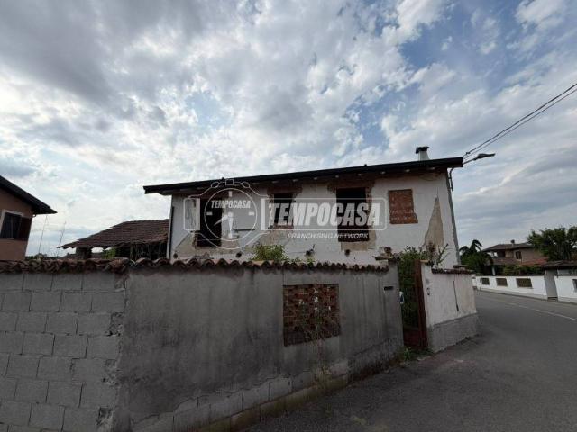 Villa singola in vendita a Dorno via Alcide de Gasperi 25