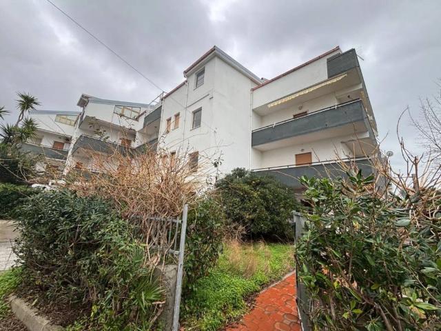 Villa singola in vendita a Falconara Albanese