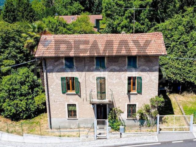 Villa singola in vendita a Ferrera di Varese via Sassonia, 3