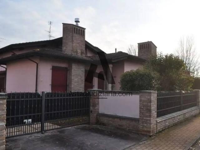 Villa singola in vendita a Finale Emilia via andré marie Ampère, 9, Massa Finalese