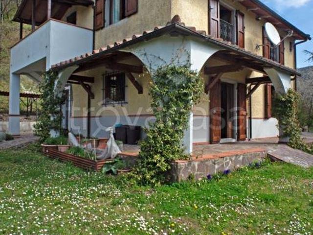 Villa singola in vendita a Firenzuola via Santa Lucia Badia