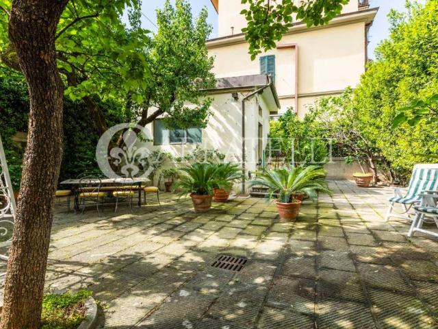 Villa singola in vendita a Firenze via XXIV Maggio, 6, Leopoldo Vittorio Emanuele Statuto