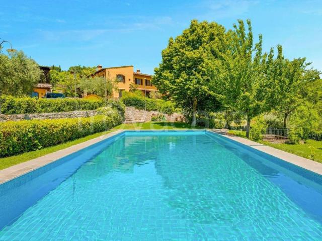 Villa singola in vendita a Firenze via dell'Osservatorio, 55, Serpiolle
