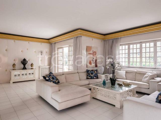 Villa singola in vendita a Fiumicino via Fertilia, Fregene
