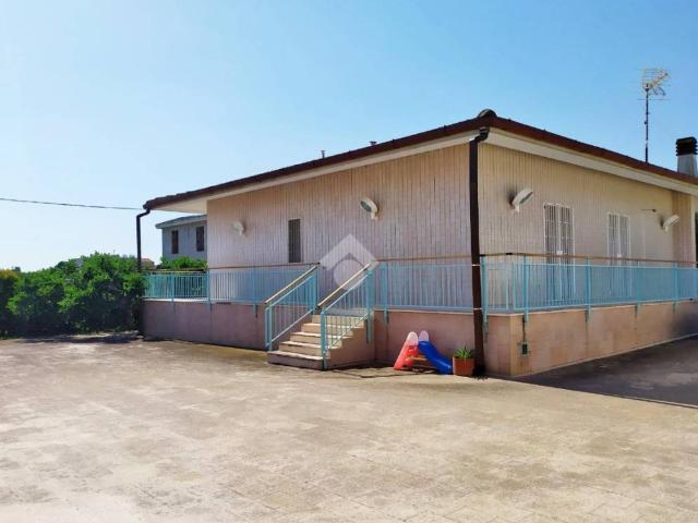 Villa singola in vendita a Foggia, Salice Vecchio