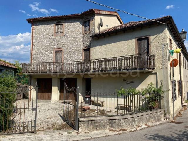 Villa singola in vendita a Follina via Marino De Mari