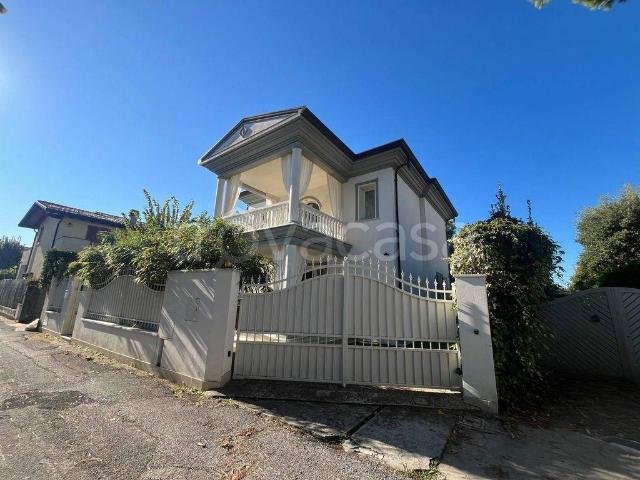 Villa singola in vendita a Forte dei Marmi