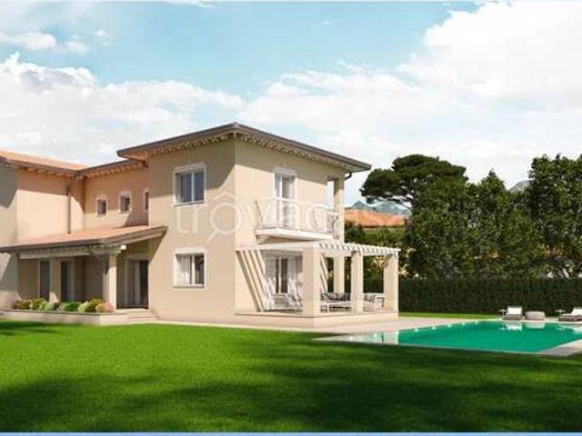 Villa singola in vendita a Forte dei Marmi via della Barbiera