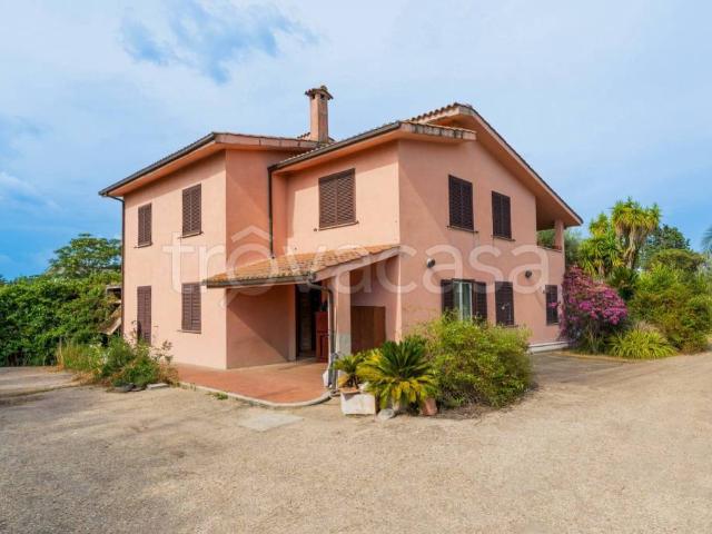 Villa singola in vendita a Formello via Baccanello, 8