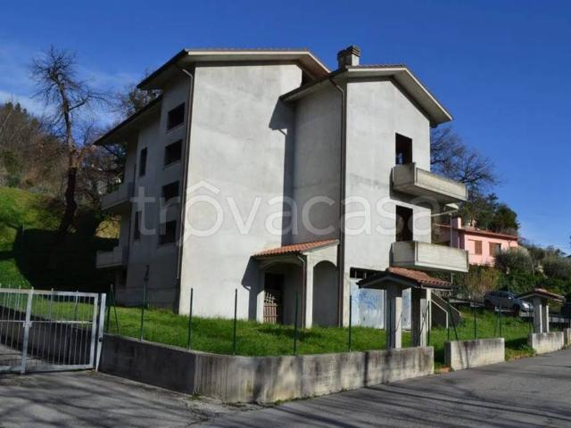 Villa singola in vendita a Fossombrone
