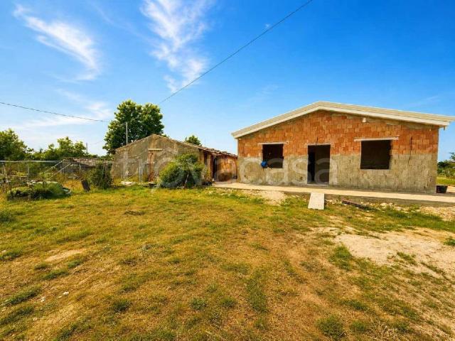 Villa singola in vendita a Floridia