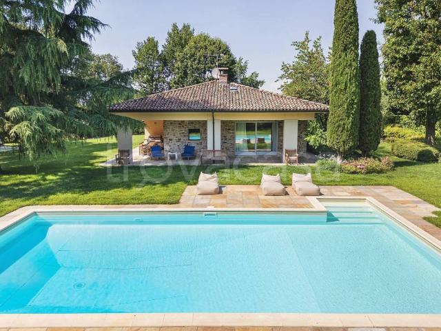 Villa singola in vendita a Gazzola, Gazzola