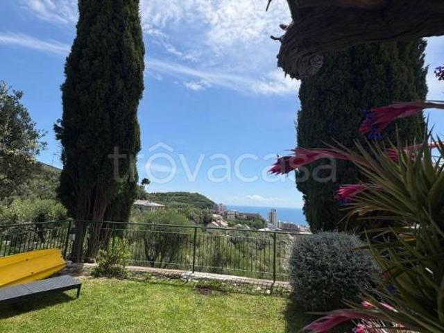 Villa singola in vendita a Genova, Apparizione