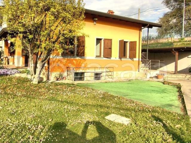 Villa singola in vendita a Montello via Sarnico
