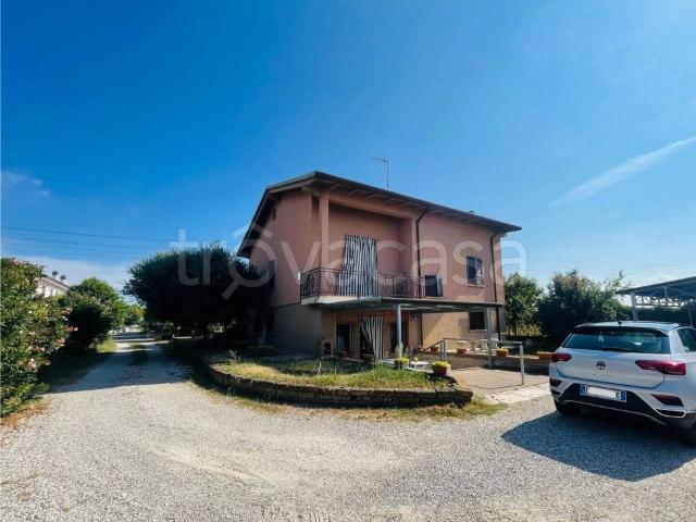 Villa singola in vendita a Gozzolina, Castiglione delle Stiviere