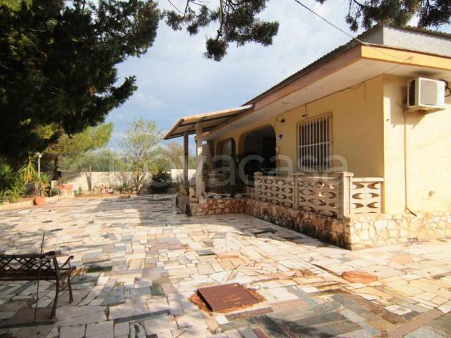 Villa singola in vendita a Grottaglie