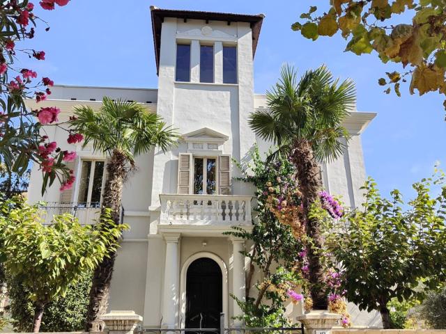 Villa singola in vendita a Grottammare, Centrale tra La ss16 e ferrovia, fino al fiume Tesino