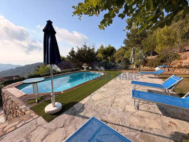 Villa singola in vendita a Imperia