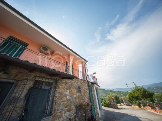 Villa singola in vendita a Imperia