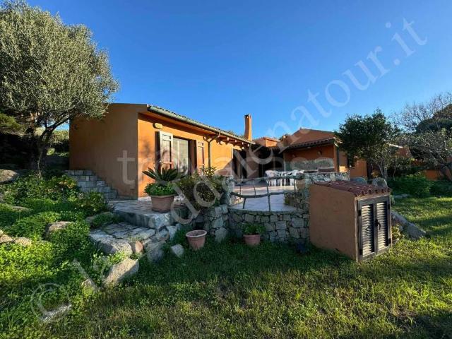Villa singola in vendita a La Maddalena via Spalmatore