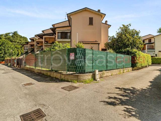 Villa singola in vendita a Lacchiarella