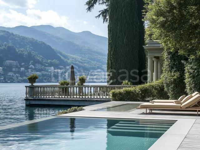 Villa singola in vendita a Laglio